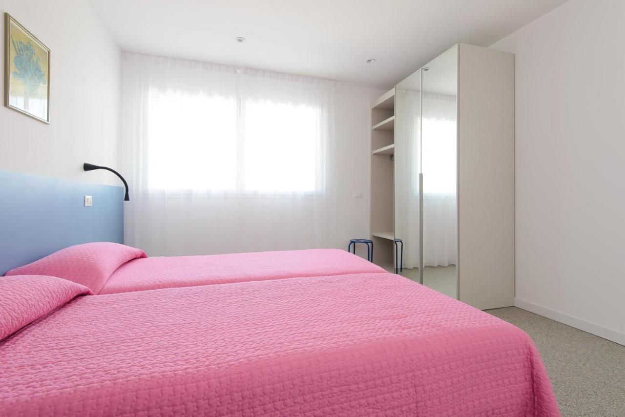 Apartment In Lignano Sabbiadoro 21778 Exteriör bild