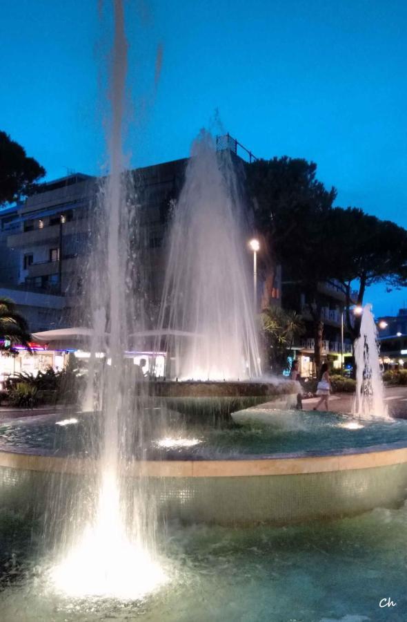 Apartment In Lignano Sabbiadoro 21778 Exteriör bild